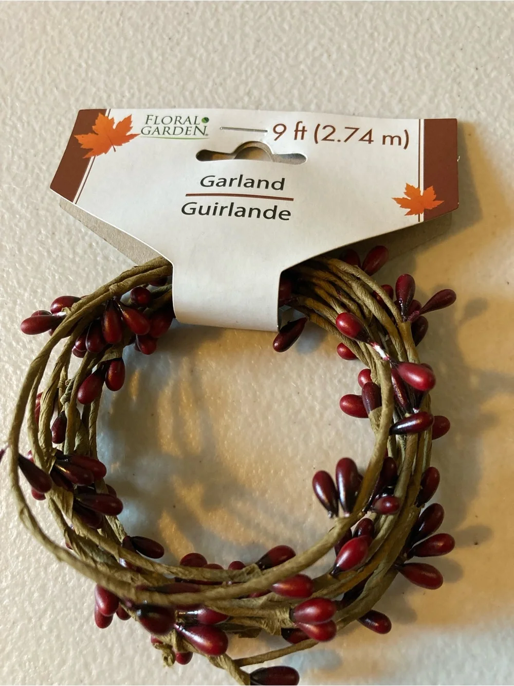 Floral Garden Artificial Berry Garland 9 ft Red Brown Plastic Seasonal Lot of 2